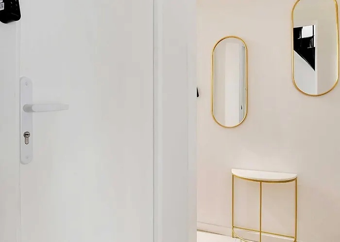 Cosy For 2p With A-c - Near Montmartre *